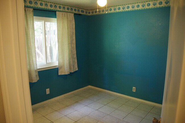 Building Photo - 8015 Forest Ash