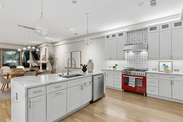 Building Photo - 4965 Blaynes View Dr