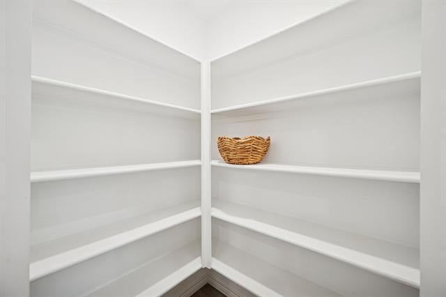 Building Photo - 907 Marigold St