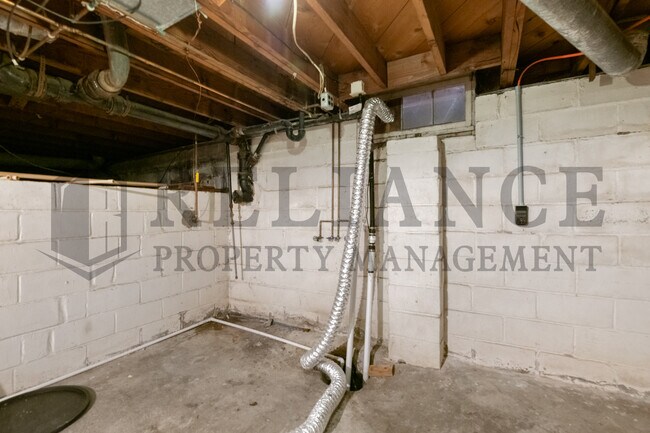 Building Photo - 1723 S Emporia Ave