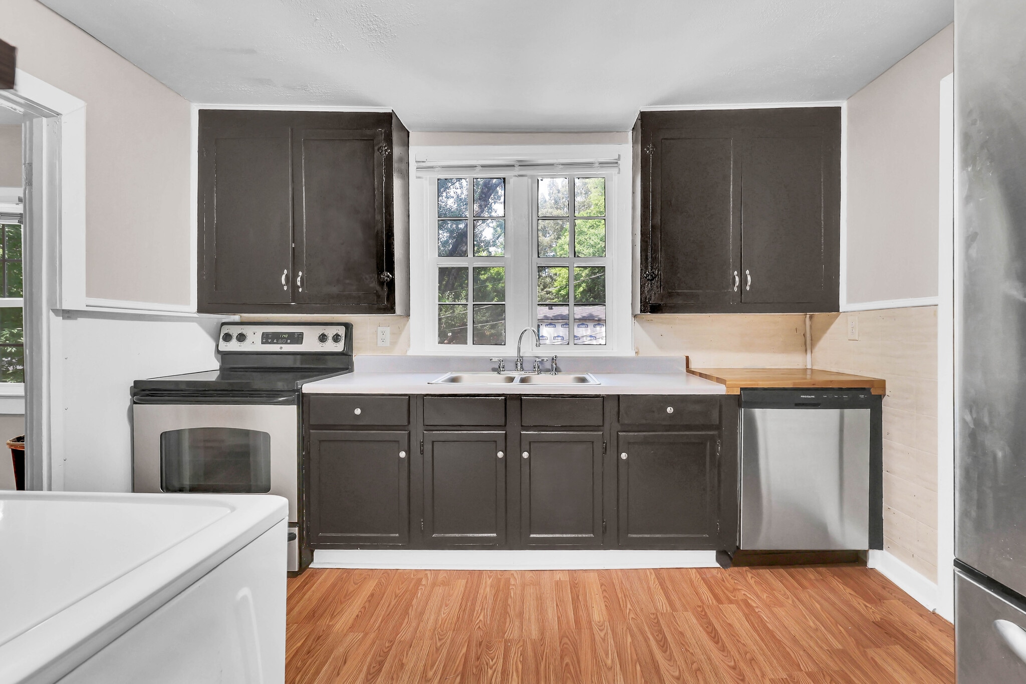 All stainless steel appliances in your kitchen! - 1 Proctor Dr