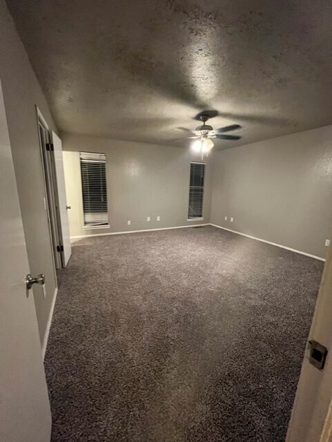 master bedroom - 401 Conestoga Dr