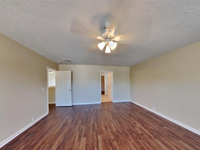 Building Photo - 18322 Valiant Brook Ct