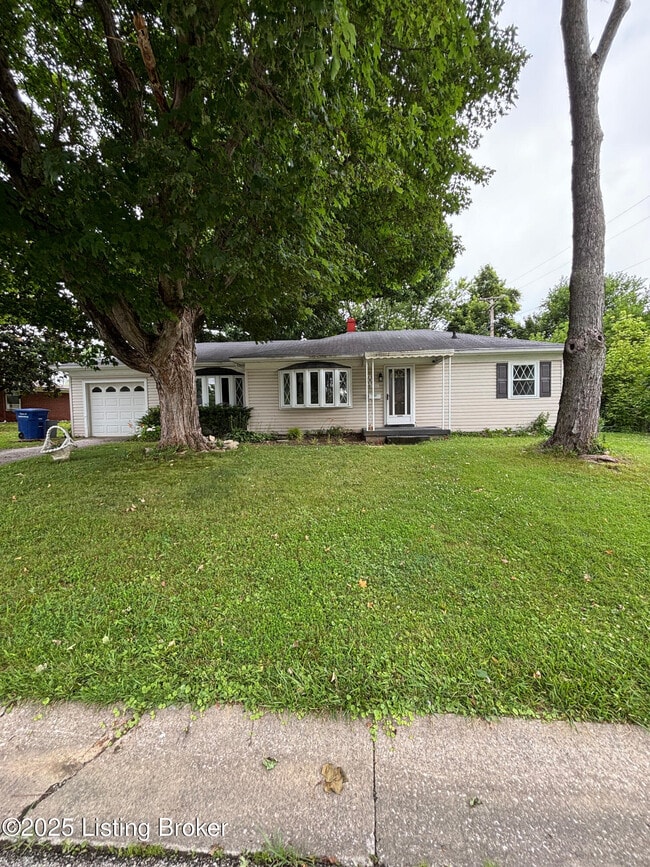 Building Photo - 516 Popp Ave