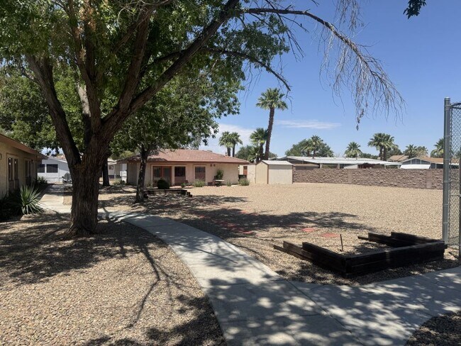 Building Photo - 1111 N Lamb Blvd