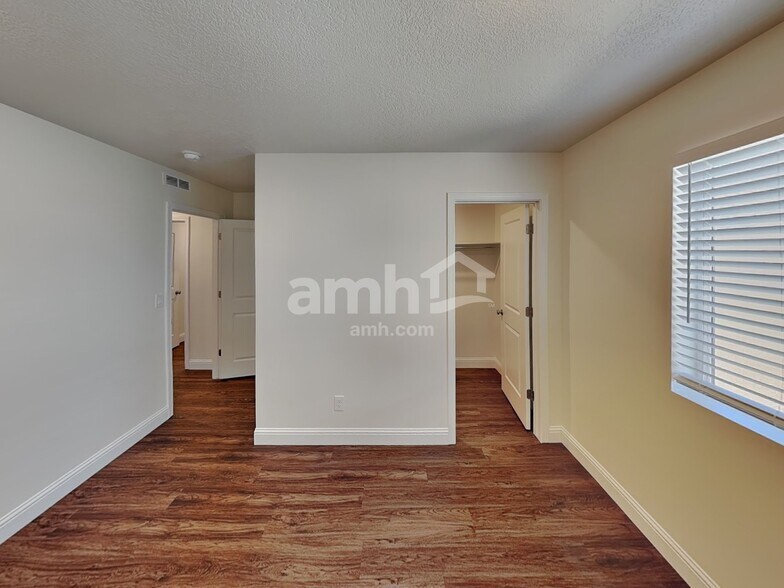 Building Photo - 1308 N 1980 E