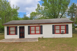 Building Photo - 2865 Walmar Dr