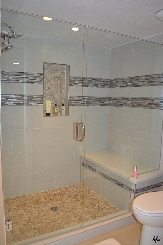 Building Photo - Mesquite Country Club Furnished End Unit. SEASONAL