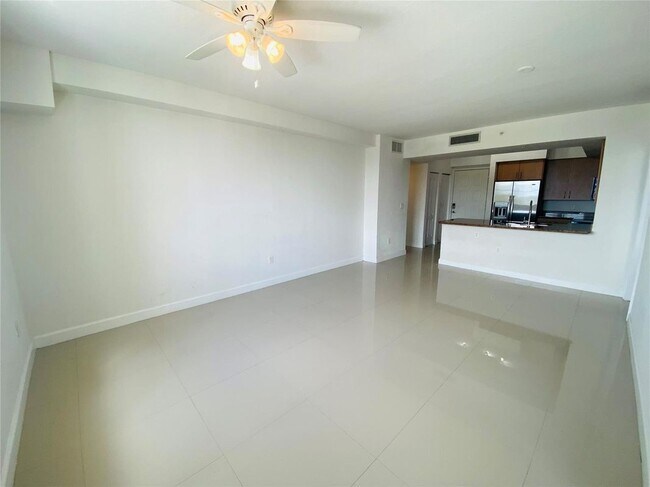 Building Photo - 1830 Radius Dr