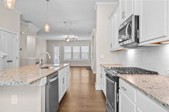 Building Photo - 2180 Colvin Ct NW