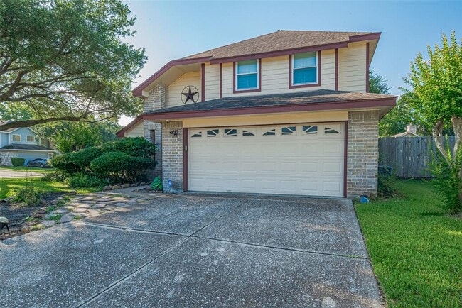 Building Photo - 15803 Locust Grove Dr