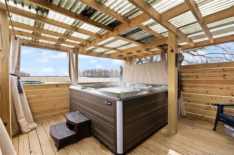 Building Photo - 102 Melanie Ln