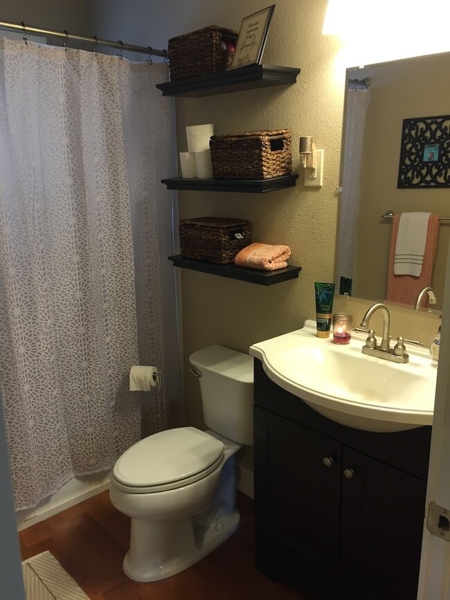 Building Photo - Adorable 1 bedroom house