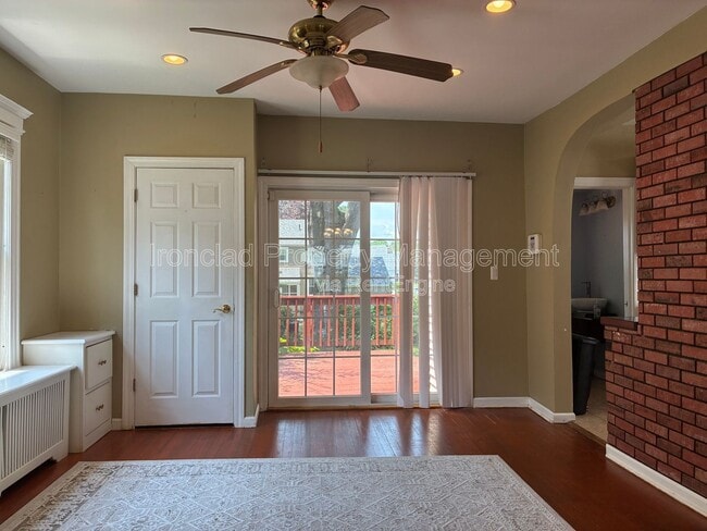 Building Photo - 51 Nesbit Ave
