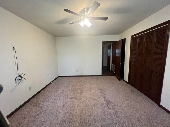 Building Photo - 1598 Kay Ave