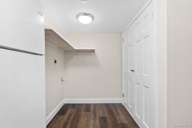 Building Photo - 288 Pine Hill Rd