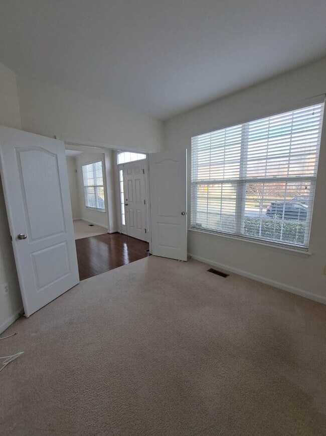 Building Photo - 17305 Madrillon Way