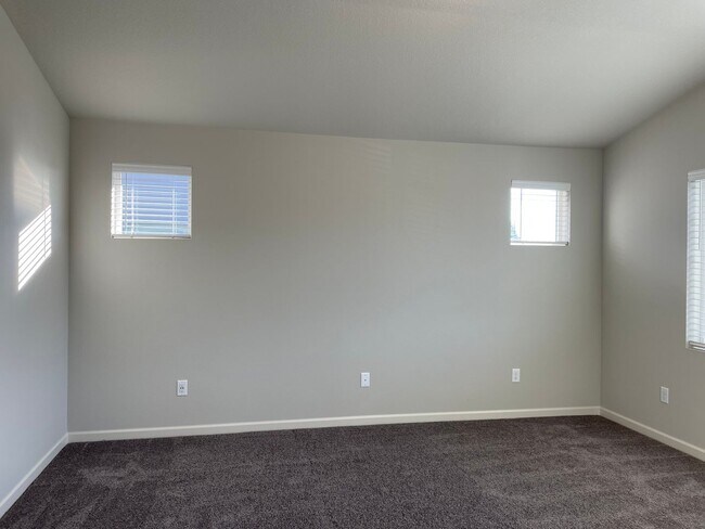 Building Photo - NEWER 4 Bed 2.5 Bath Home! Located near the Ridgefield Outdoor Recreation Center, equestrian faci...