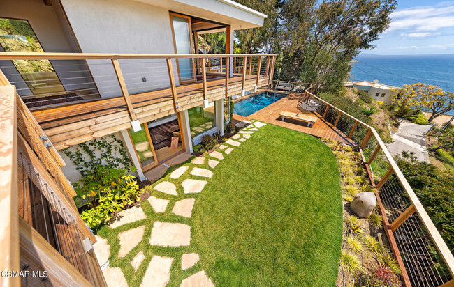 Building Photo - 20762 Rockpoint Way