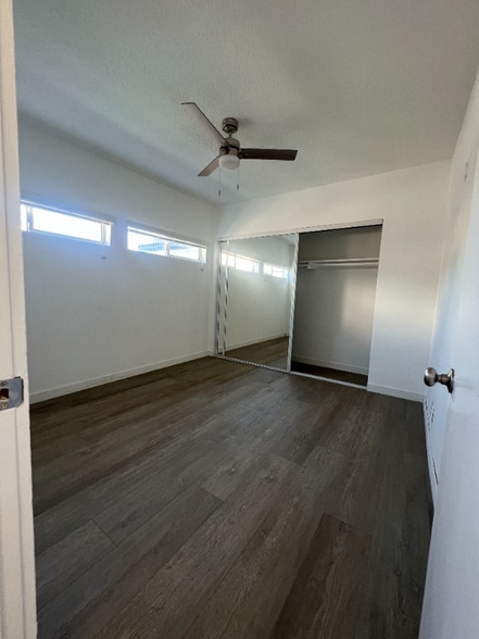 Building Photo - 1736 N Sycamore Ave