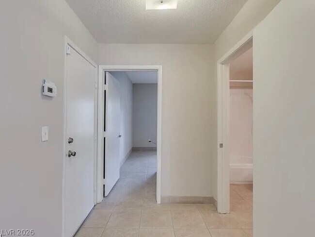 Building Photo - 5125 W Reno Ave