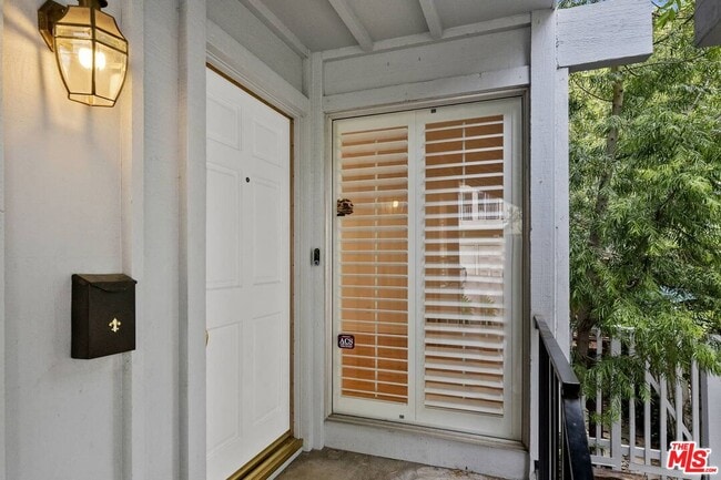 Building Photo - 2781 Woodwardia Dr