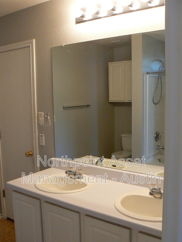 Building Photo - 13413 Constellation Dr