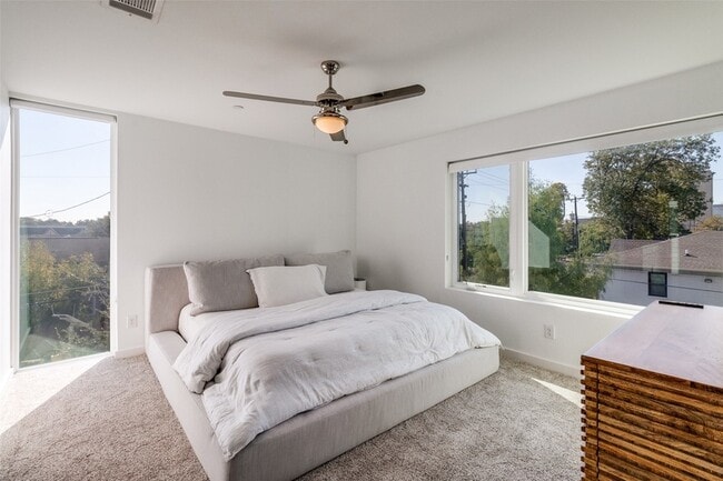 Building Photo - 1430 Grigsby Ave