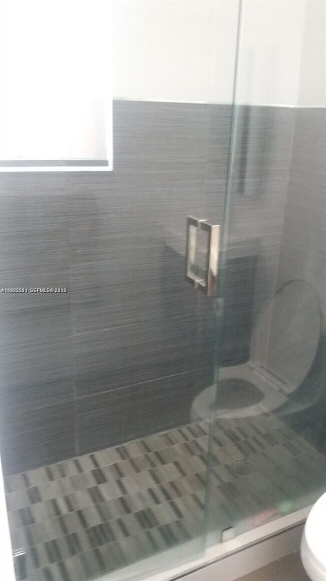 Building Photo - 7903 NW 111th Ct