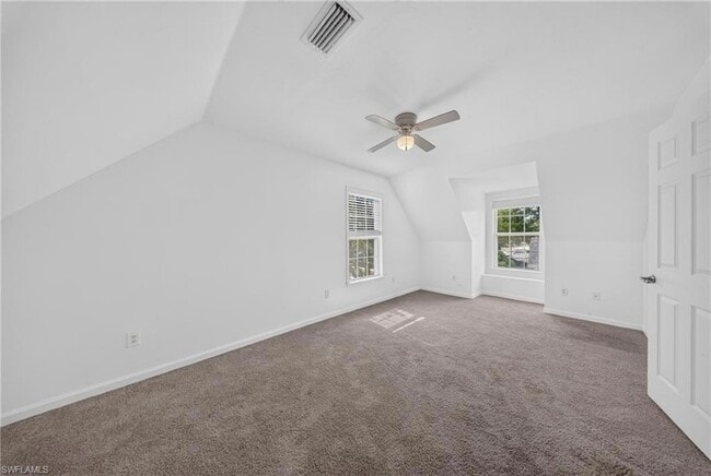 Building Photo - 250 Leawood Cir