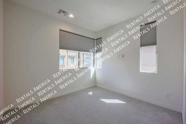 Building Photo - 7441 E Via De Luna Dr