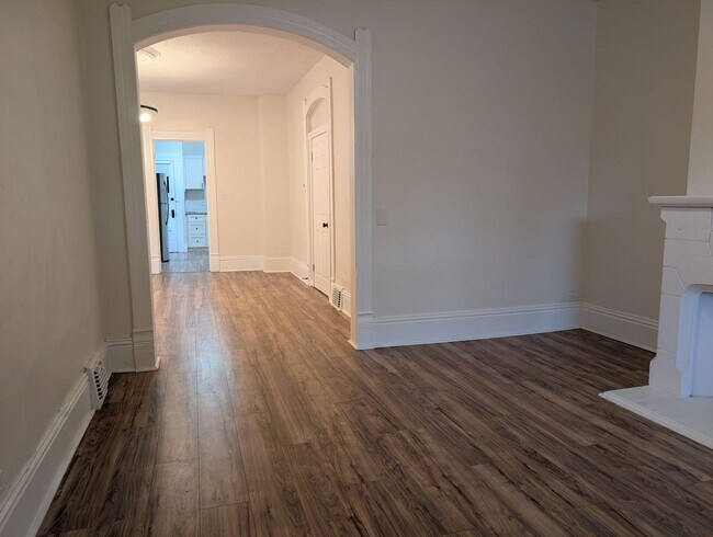 Building Photo - 1851 W 52nd St