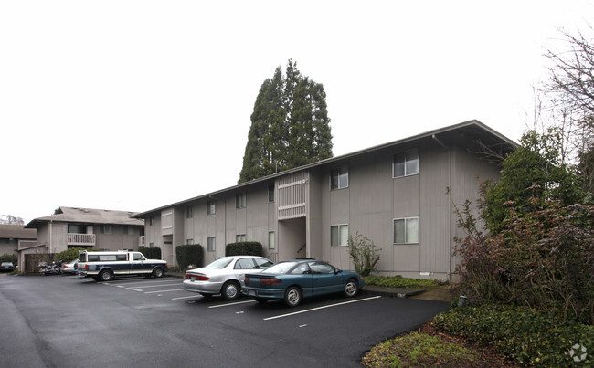 Primary Photo - Sheri-Hill Apartments