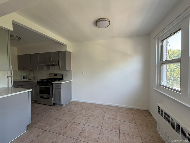 Building Photo - 32-20 56th St