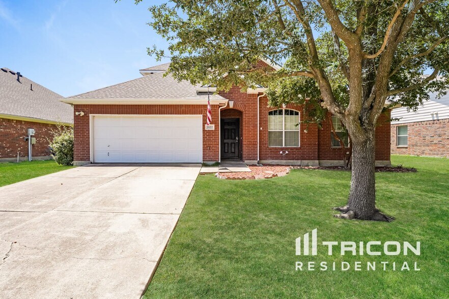 Primary Photo - 2122 Preston Trail