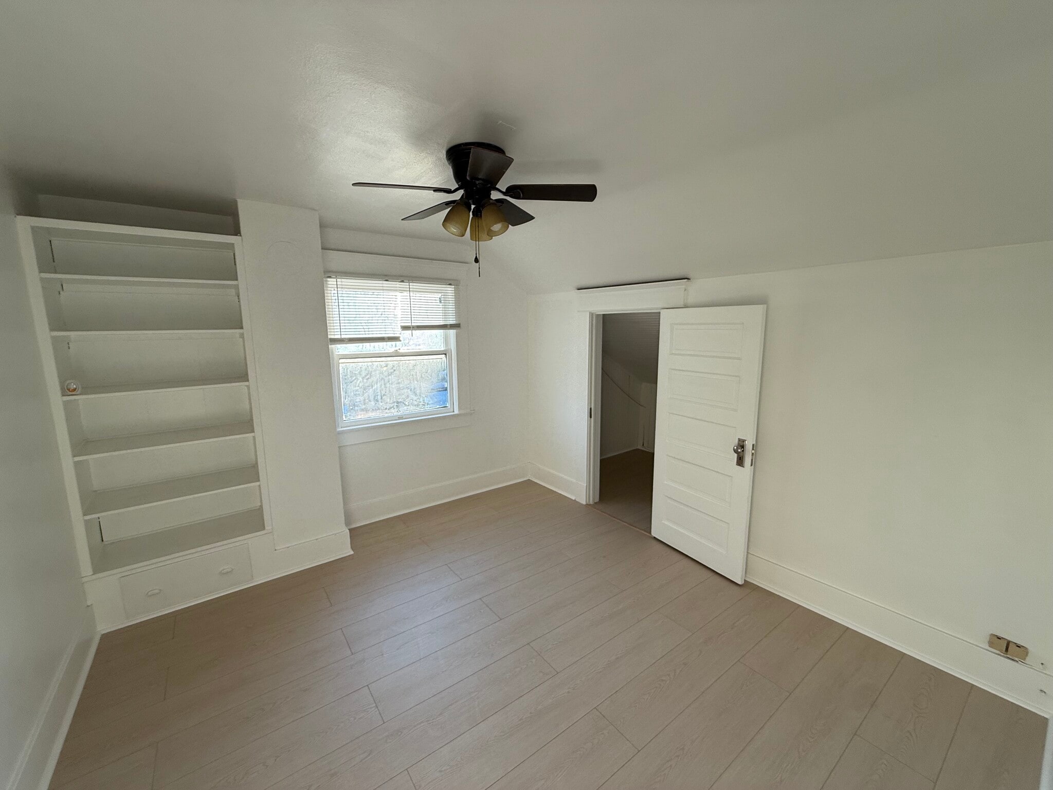 Building Photo - 563 San Francisco Ave