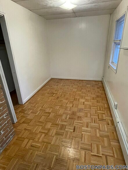 Building Photo - 57 Roseland St