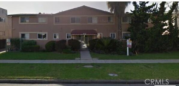 Primary Photo - 5051 Woodman Ave