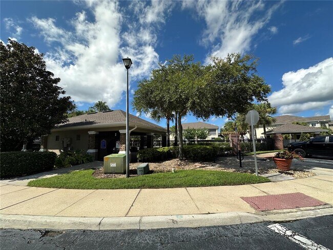 Building Photo - 412 Hilgard Cove