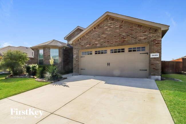 Building Photo - 2609 Sunburst Dr