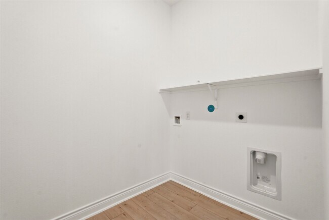 Building Photo - 25234 Bamburgh Dr