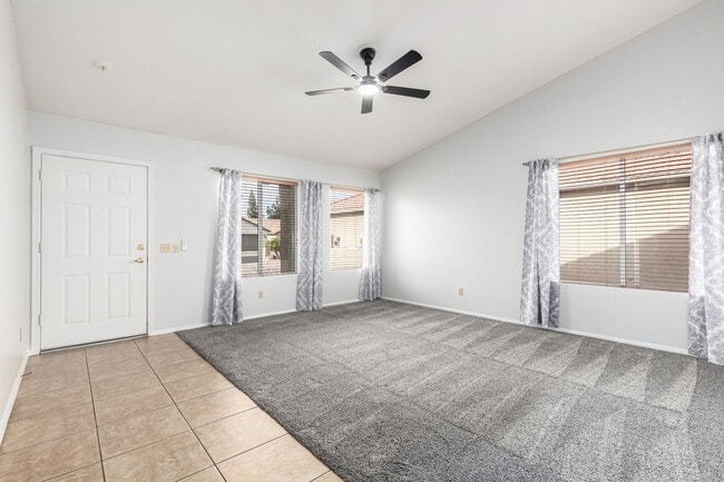 Building Photo - Sun Lakes long term Rental