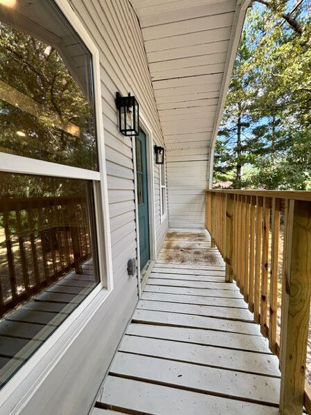 Building Photo - 33 Chalet Dr