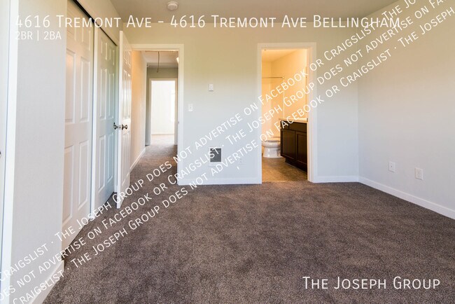 Building Photo - 4616 Tremont Ave