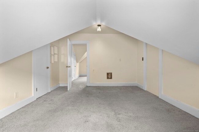 Building Photo - 969 Wood Ave
