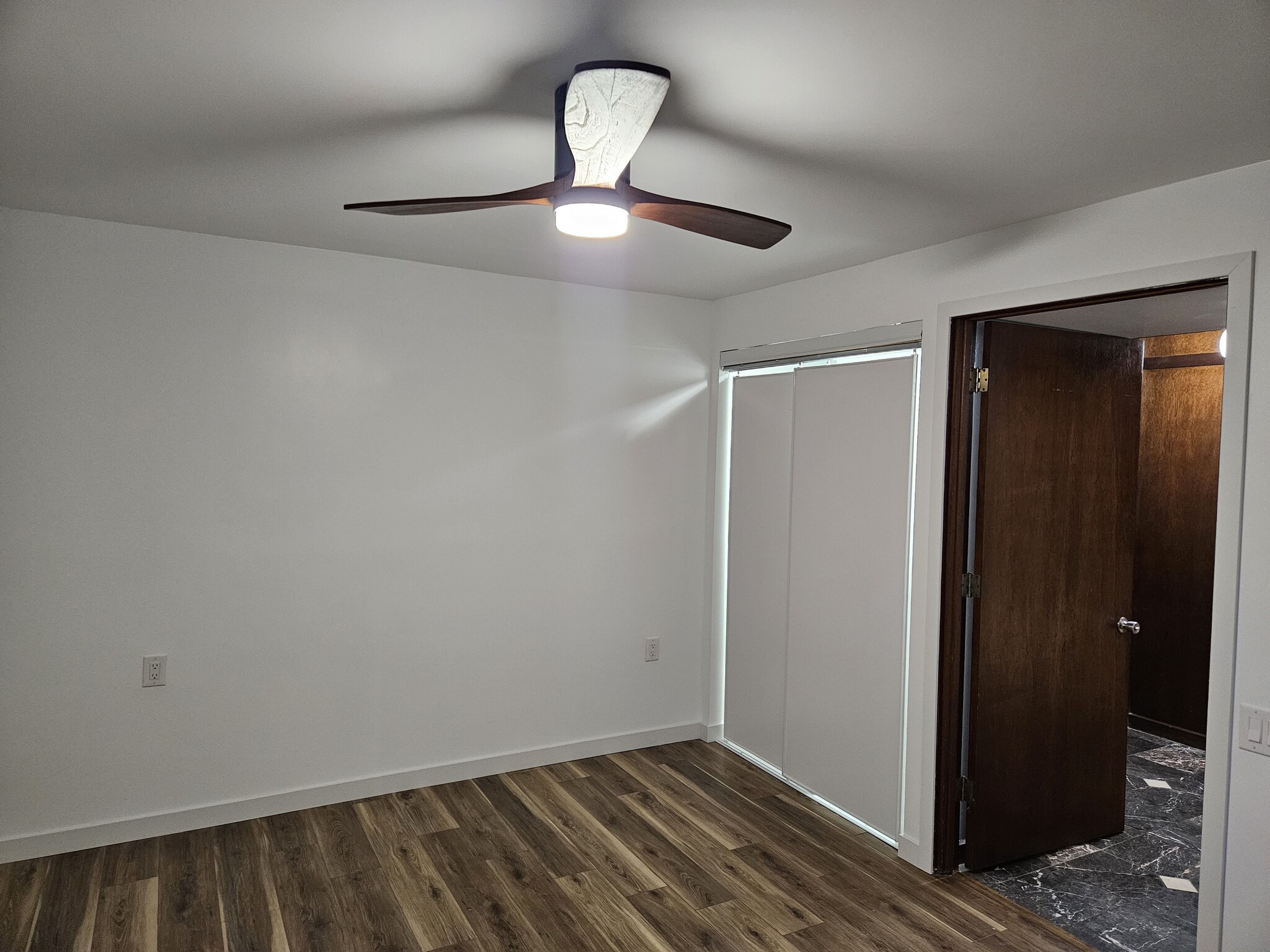 downstairs bedroom - 3657 Broadmoor Blvd