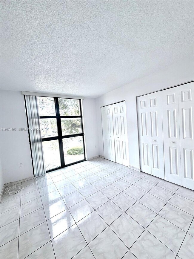 Building Photo - 11780 SW 18th St