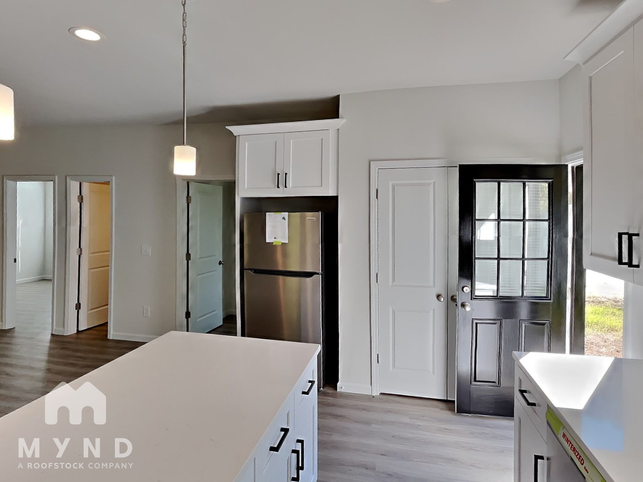 Building Photo - 220 E Boston Ave