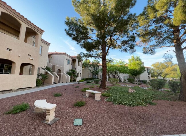 Building Photo - TWO BEDROOM CONDO WITH TWO CAR GARAGE IN H...