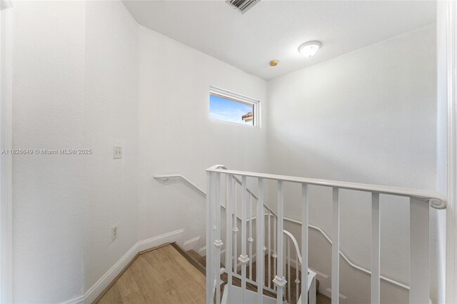 Building Photo - 18032 NW 74th Ct